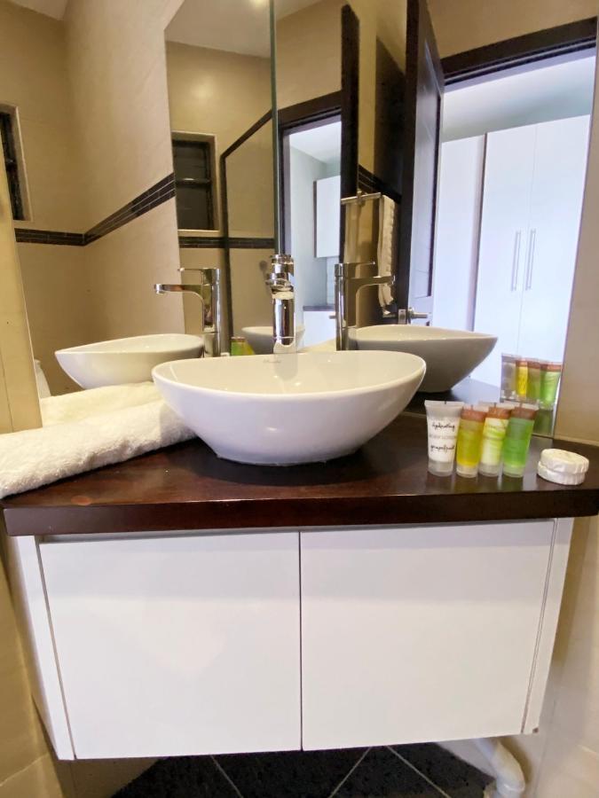 Greystone Apartments Nadi Luaran gambar