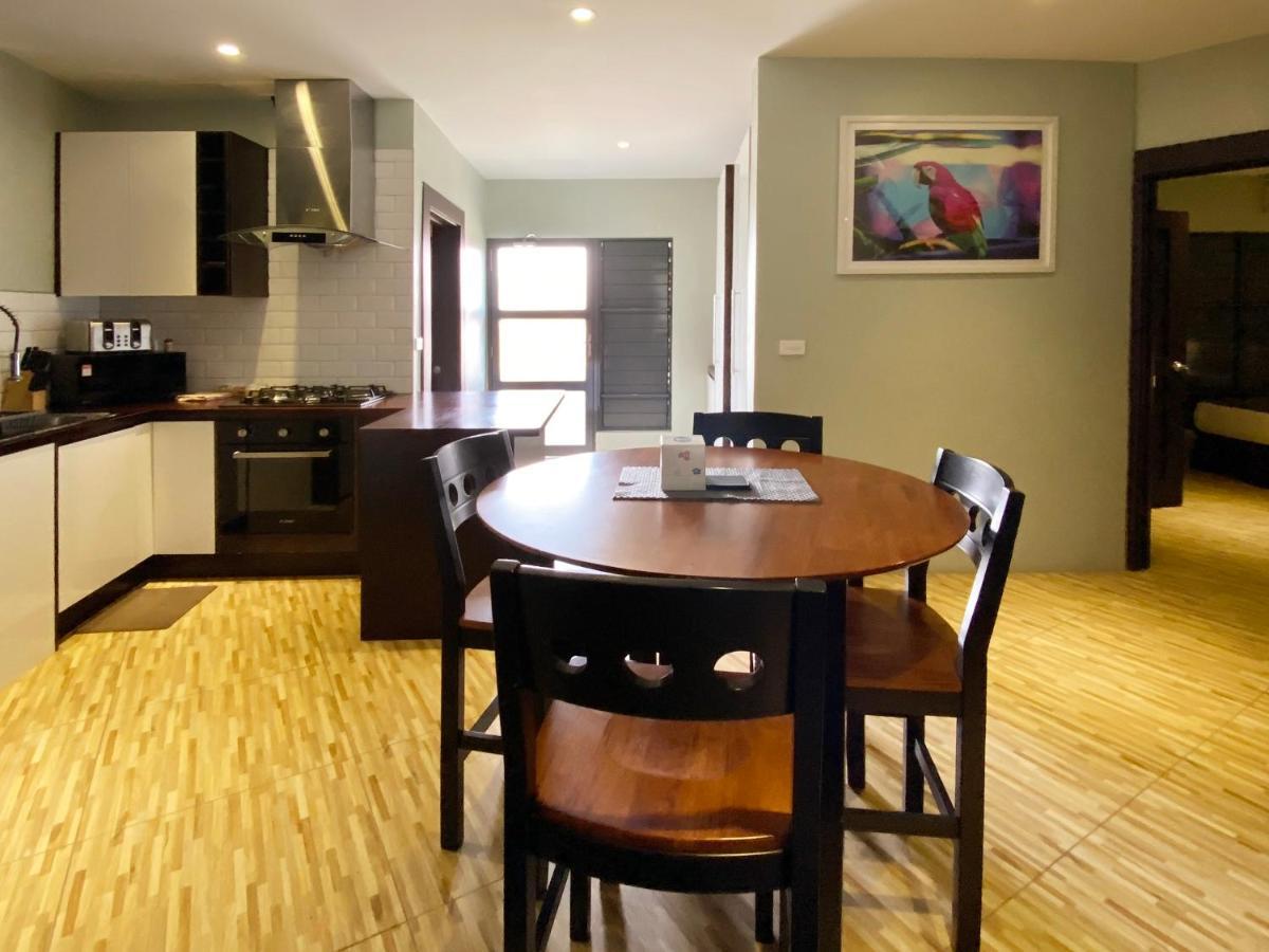Greystone Apartments Nadi Luaran gambar