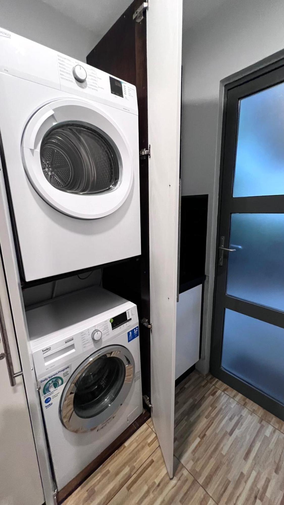 Greystone Apartments Nadi Luaran gambar